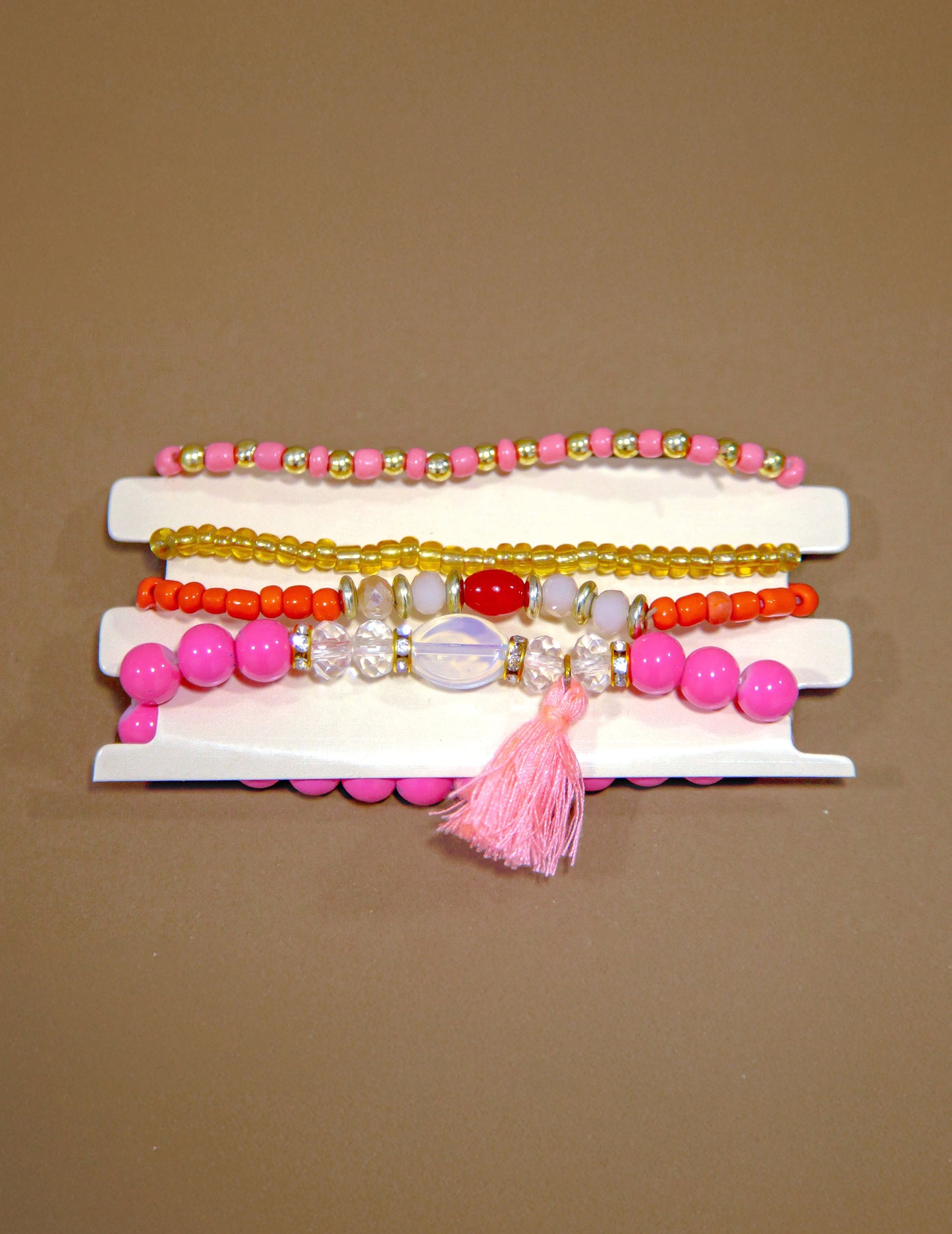 Conjunto de pulseras de cuentas Fiesta Vibes (paquete de 4)