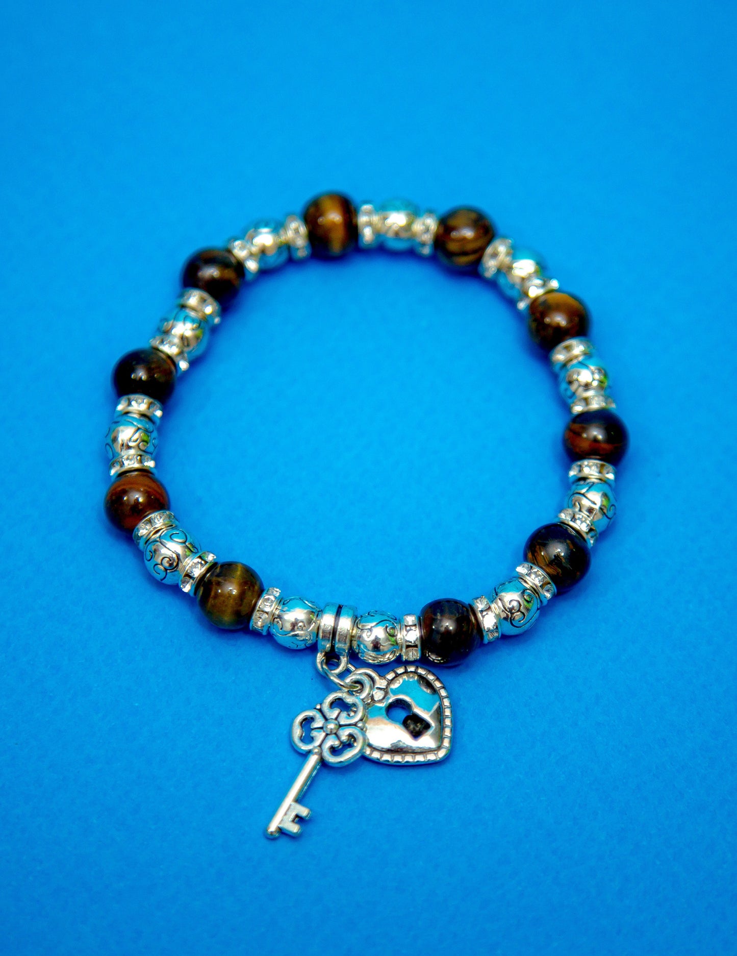 Pulsera de plata y piedra de la llave del amor